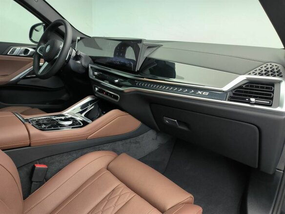 2025 BMW X6 40i III (G06) Рестайлинг, чёрный, 14630000 рублей - вид 8