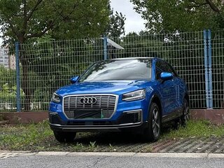 2019 Audi Q2 L e-tron I, синий, 1470000 рублей, вид 1