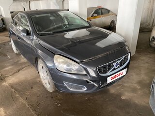 Volvo S60 II