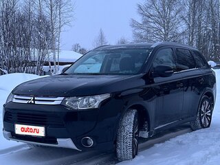 2014 Mitsubishi Outlander III, чёрный, 1500000 рублей, вид 1