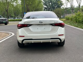 2022 Nissan Sylphy IV (B18), белый, 1590000 рублей, вид 5