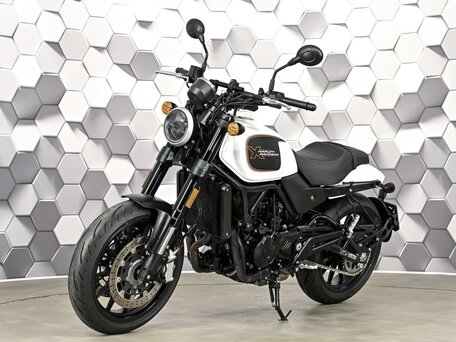 2023 Harley-Davidson X500, серебристый, 627000 рублей, вид 2