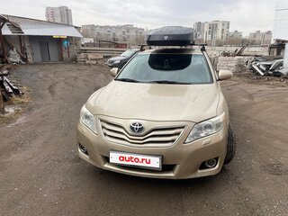 2011 Toyota Camry VI (XV40) Рестайлинг, золотистый, 1350000 рублей, вид 1