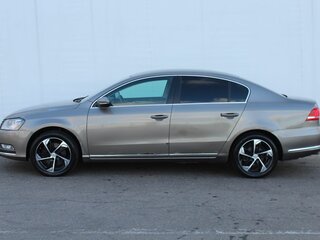 2011 Volkswagen Passat B7, коричневый, 830000 рублей, вид 4