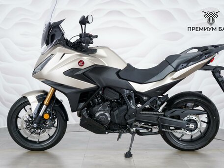 2026 Honda NT1100, золотистый, 2199000 рублей, вид 2