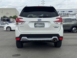 2022 Subaru Forester V Рестайлинг, белый, 2150001 рублей, вид 3