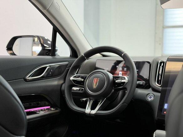 2025 Hongqi HS3, серый, 3269000 рублей - вид 15
