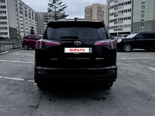 2017 Toyota RAV4 IV (XA40) Рестайлинг, чёрный, 2500000 рублей, вид 5