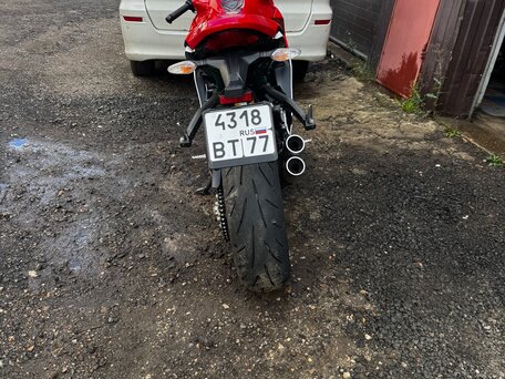 2019 Ducati Supersport, красный, 1050000 рублей, вид 2