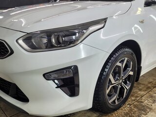 2018 Kia Ceed III, белый, 1400000 рублей, вид 4