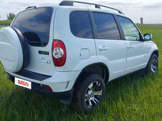 2013 Chevrolet Niva I Рестайлинг, белый, 550000 рублей, вид 4