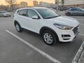 2019 Hyundai Tucson III Рестайлинг, белый, 2350000 рублей - вид 3