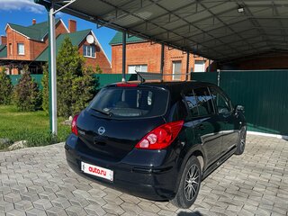 2013 Nissan Tiida I Рестайлинг, чёрный, 850000 рублей, вид 4