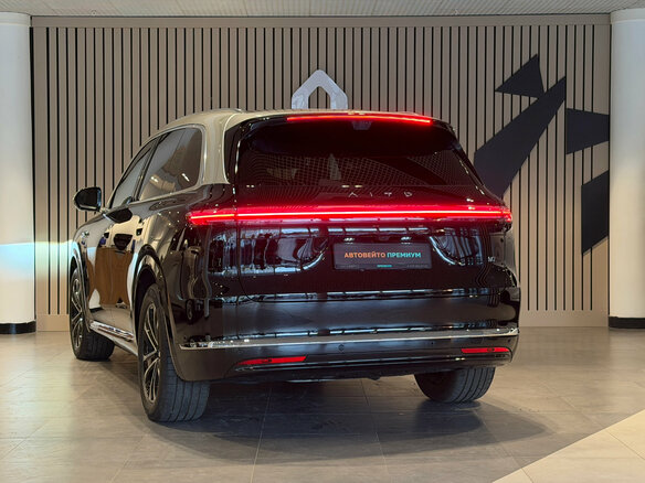2026 Aito M7 53.4 kWh II, чёрный - вид 23