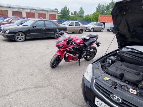 2021 Honda CBR 650R, красный, 850000 рублей, вид 2