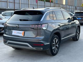 2023 Volkswagen Tayron I Рестайлинг, серый, 2385000 рублей, вид 4
