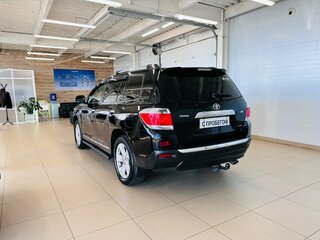 2013 Toyota Highlander II (XU40) Рестайлинг, чёрный, 2329000 рублей, вид 4