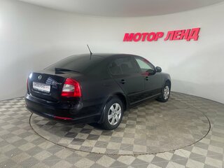 2011 Skoda Octavia II (A5) Рестайлинг, чёрный, 721000 рублей, вид 4