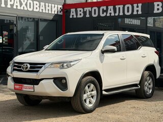 2018 Toyota Fortuner II, белый, 2299000 рублей, вид 4