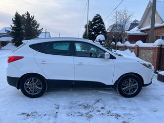 2014 Hyundai ix35 I Рестайлинг, белый, 1450000 рублей, вид 4