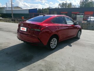 2022 Hyundai Solaris II Рестайлинг, красный, 1395000 рублей, вид 3