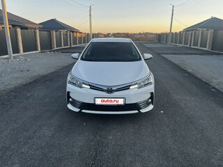 2017 Toyota Corolla XI (E160, E170, E180) Рестайлинг 1, белый, 1710000 рублей, вид 4