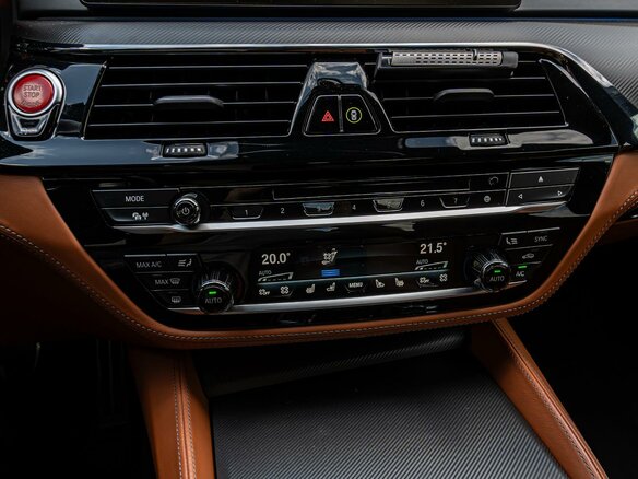 2019 BMW M5 Competition VI (F90), синий, 8380000 рублей - вид 21