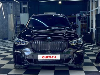 2019 BMW X5 M50d IV (G05/G18), чёрный, 6090000 рублей, вид 4