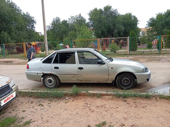 2010 Daewoo Nexia I Рестайлинг, серебристый, 120000 рублей - вид 6