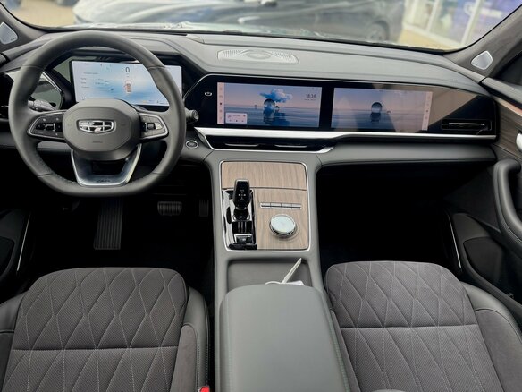 2026 Geely Monjaro I Рестайлинг, серый - вид 22
