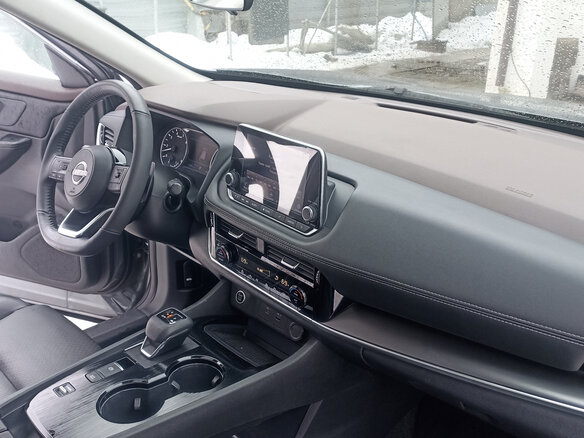 2022 Nissan Rogue III, серый, 1950000 рублей - вид 21