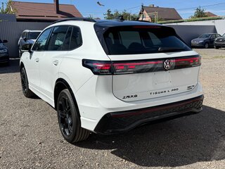 2026 Volkswagen Tiguan L Pro III (China Market), белый, 4840000 рублей, вид 4