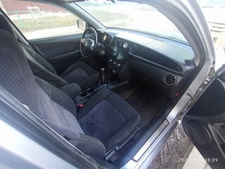 2004 Mitsubishi Outlander I, серебристый, 599000 рублей, вид 5