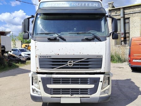 2012 Volvo FH, белый, 2900000 рублей, вид 1