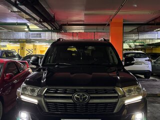 2016 Toyota Land Cruiser 200 Series Рестайлинг 2, чёрный, 5500000 рублей, вид 1