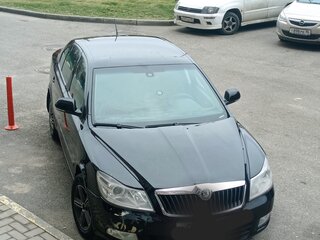 2011 Skoda Octavia II (A5) Рестайлинг, чёрный, 750000 рублей, вид 2