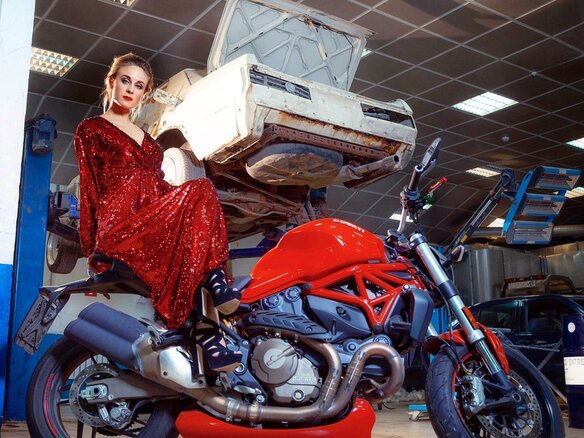 2017 Ducati Monster 821, красный, 649000 рублей - вид 1