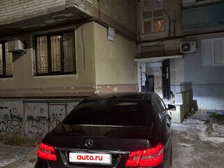 2012 Mercedes-Benz E-Класс 200 7G-Tronic IV (W212, S212, C207), чёрный, 1450000 рублей, вид 3