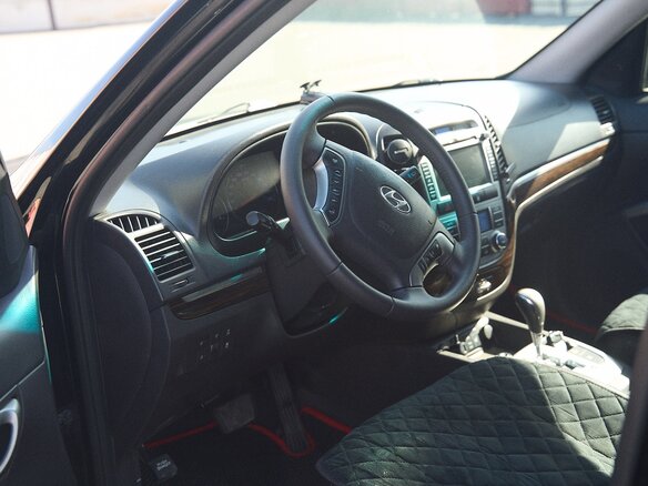2011 Hyundai Santa Fe II Рестайлинг, чёрный, 1350000 рублей - вид 9