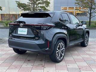 2022 Toyota Yaris Cross I, чёрный, 1579000 рублей, вид 5