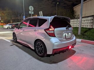 2018 Nissan Note Nismo e-Power II Рестайлинг, серебристый, 1300000 рублей, вид 4