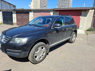 2006 Volkswagen Touareg I, чёрный, 650000 рублей, вид 1