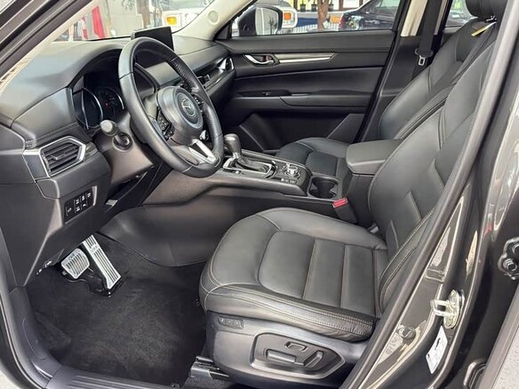 2024 Mazda CX-5 II Рестайлинг, серый, 2800000 рублей - вид 4