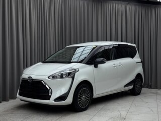 2022 Toyota Sienta II Рестайлинг, белый, 1390000 рублей, вид 3