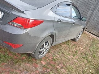 2014 Hyundai Solaris I Рестайлинг, серый, 700000 рублей, вид 2