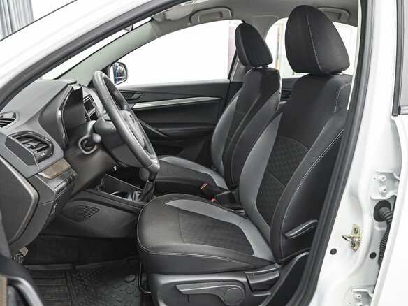 2024 Lada (ВАЗ) Vesta I Рестайлинг (NG), белый - вид 9