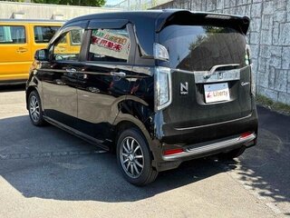 2017 Honda N-WGN I Рестайлинг, чёрный, 590000 рублей, вид 3