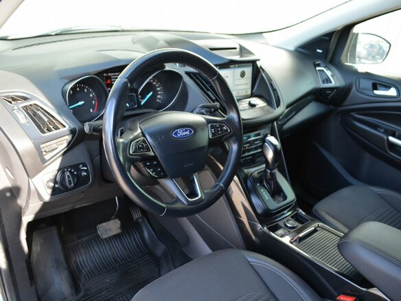 2018 Ford Kuga II Рестайлинг, серый - вид 17