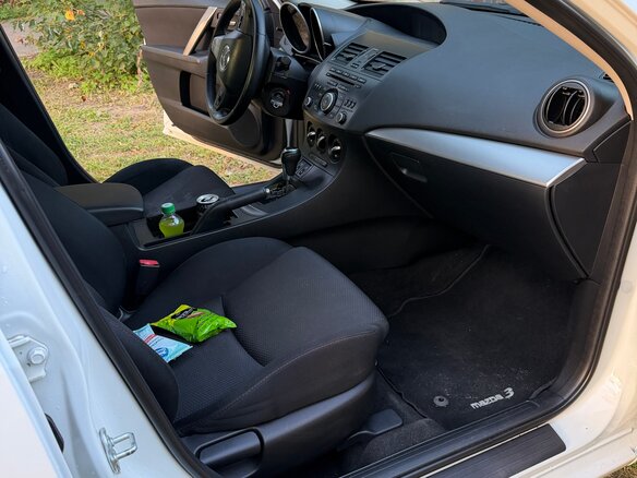 2013 Mazda 3 II (BL) Рестайлинг, белый - вид 19