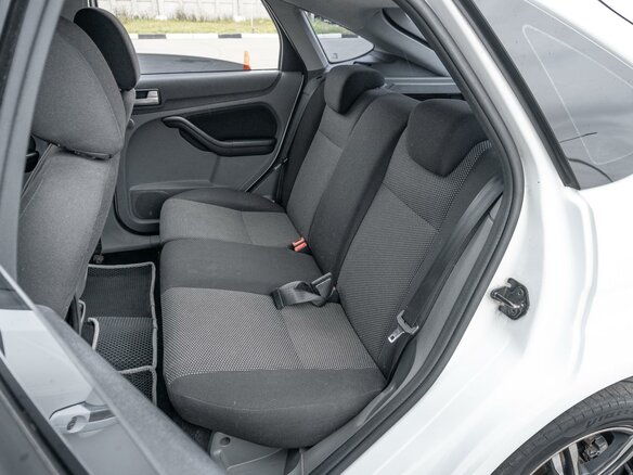 2011 Ford Focus II Рестайлинг, белый, 489000 рублей - вид 10